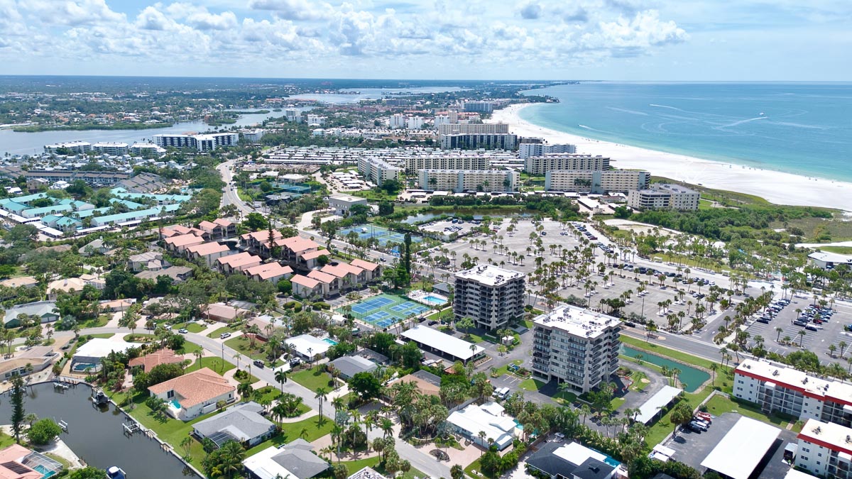 Tropical Sands Accommodations at Siesta Key- OHATB — photo 26 of 31